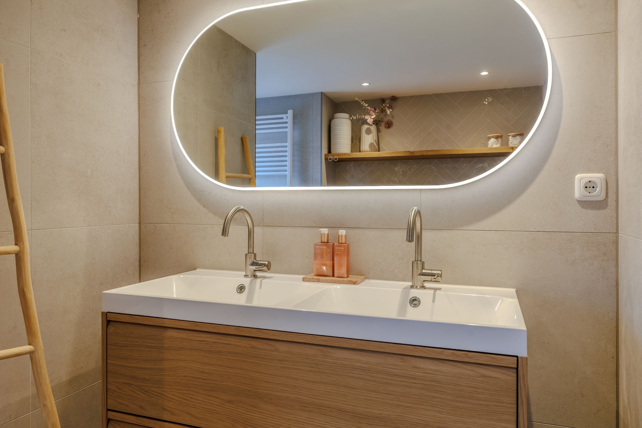 Foto 30 van Weegbree 23