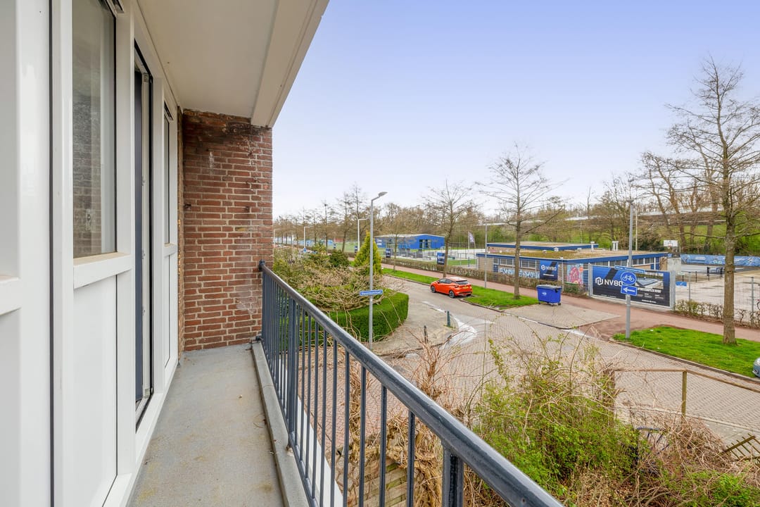 Renovation opportunity corner home with sunny south-facing garden — 30