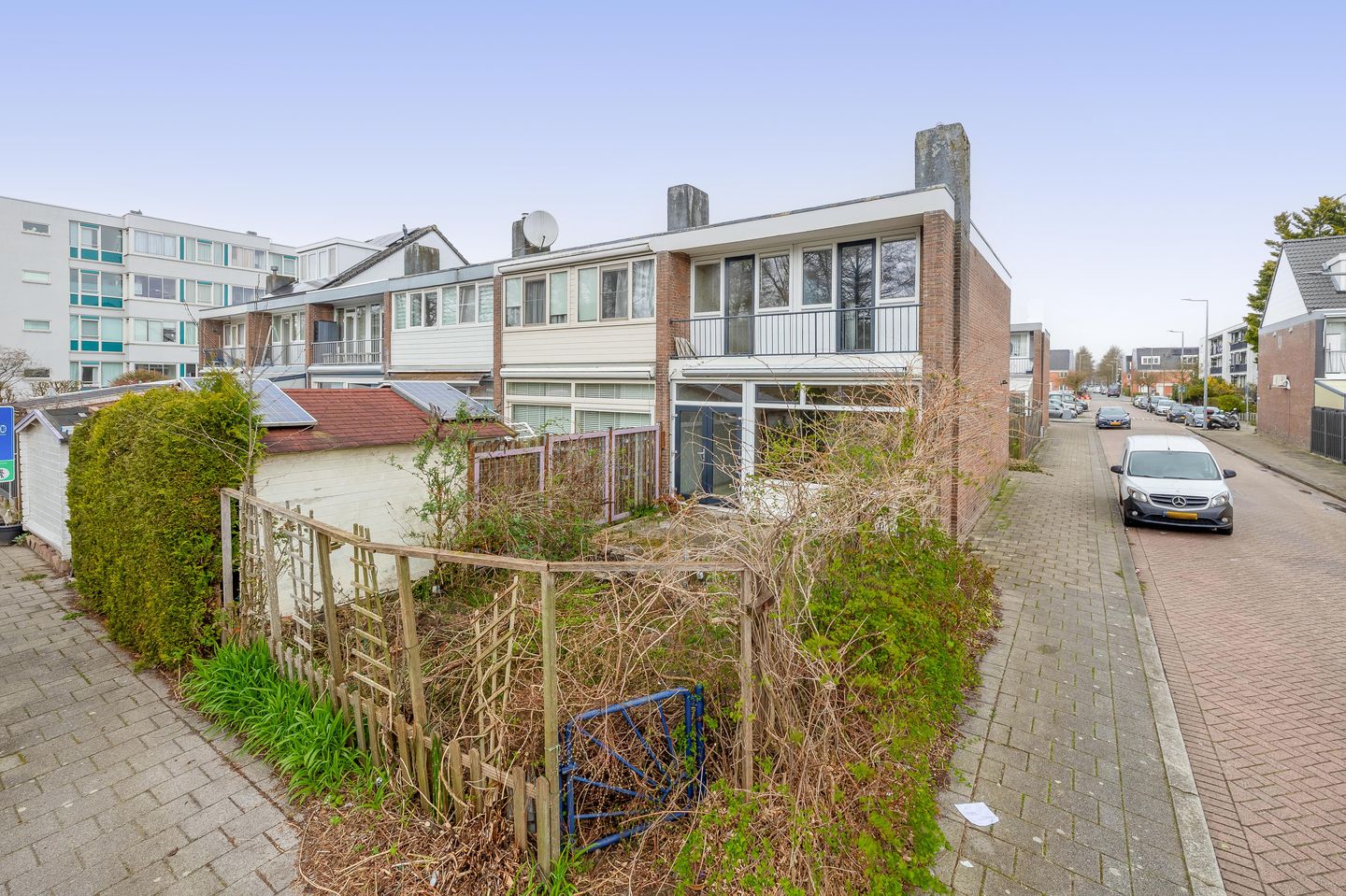 Renovation opportunity corner home with sunny south-facing garden — 33