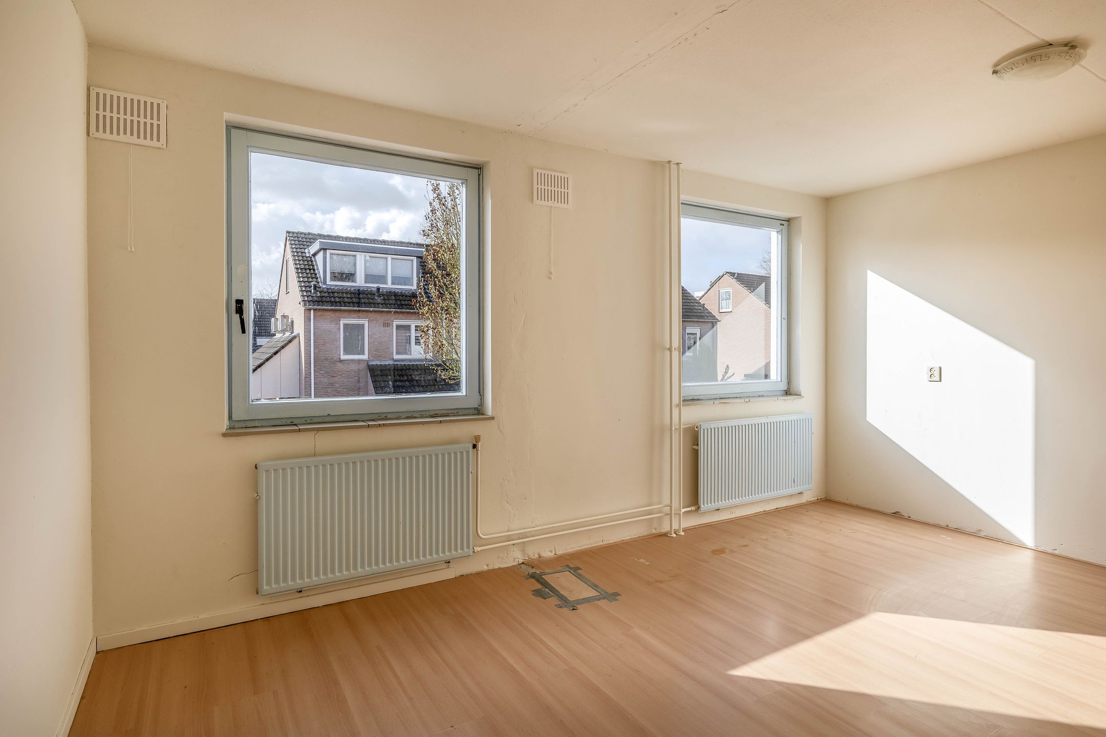 Foto 18 van Tiboschlaan 47