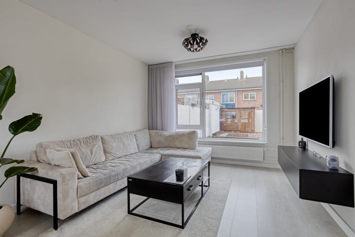 Foto 2 van Lekstraat 11