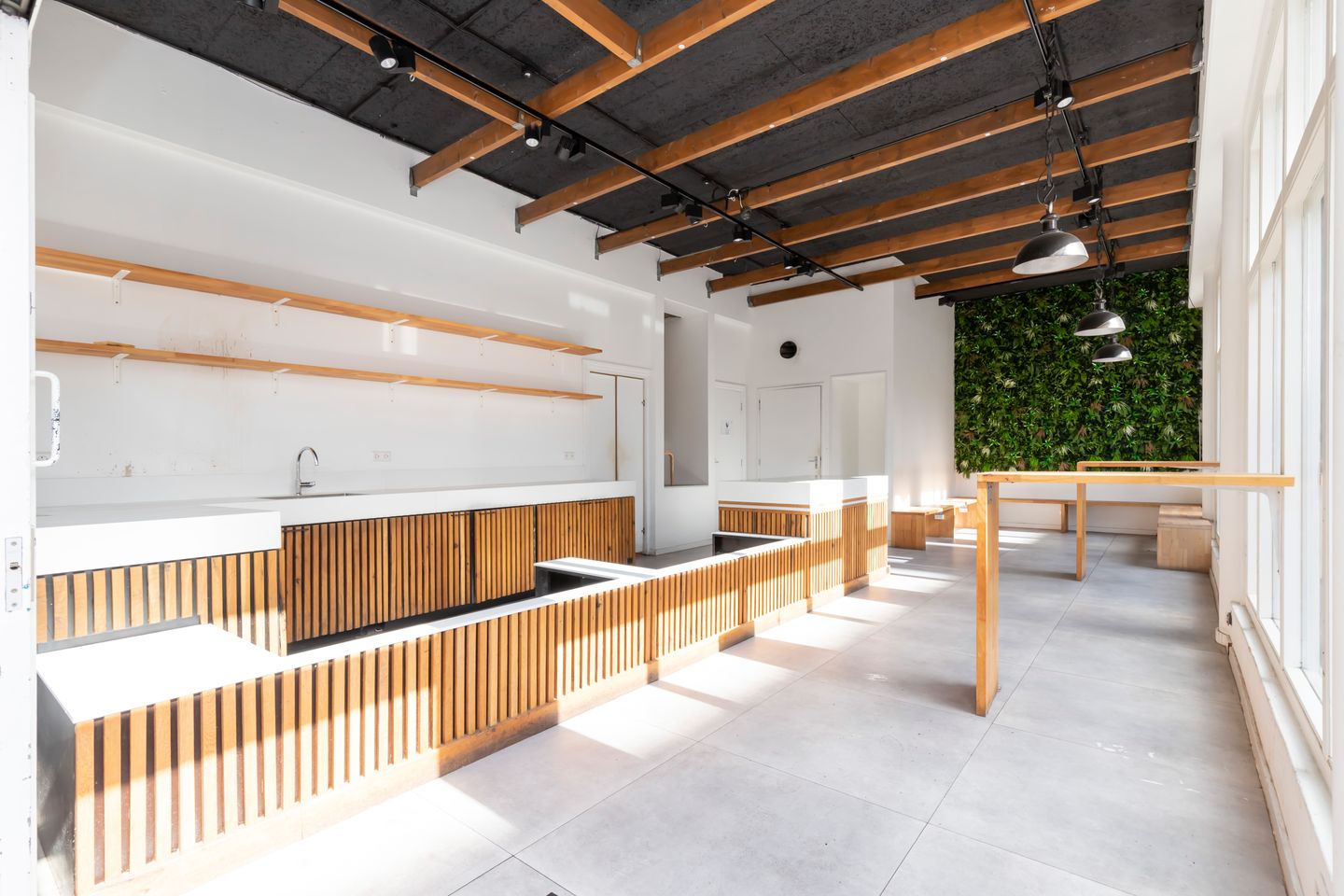 Bekijk foto 3 van Eerste Van der Helststraat 35