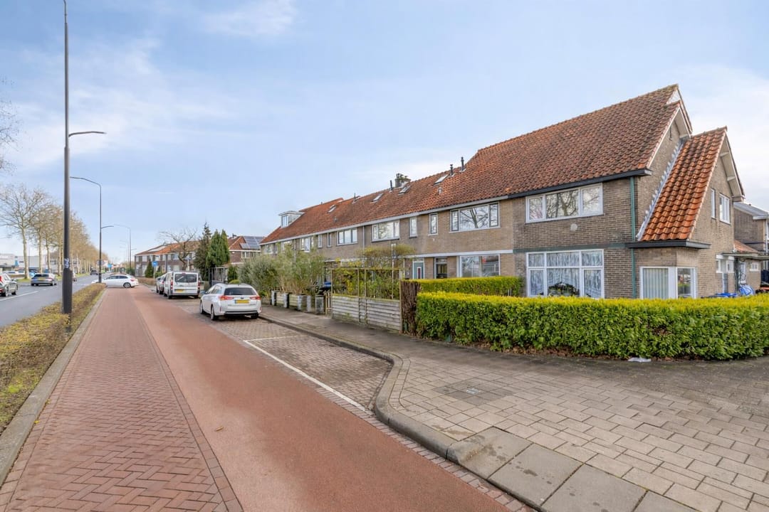 Photo 38 of Merwedestraat 187