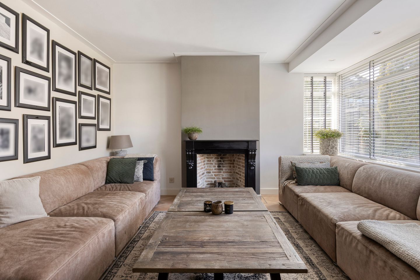 Photo 10 of Adelaarsvaren 47