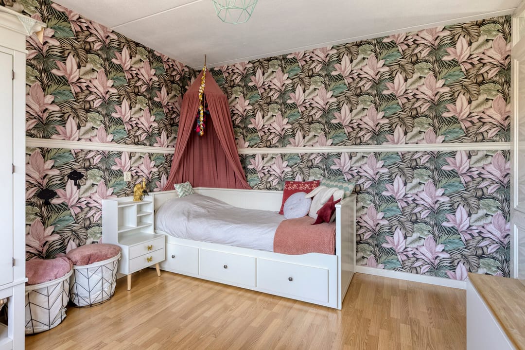 Photo 41 of Adelaarsvaren 47