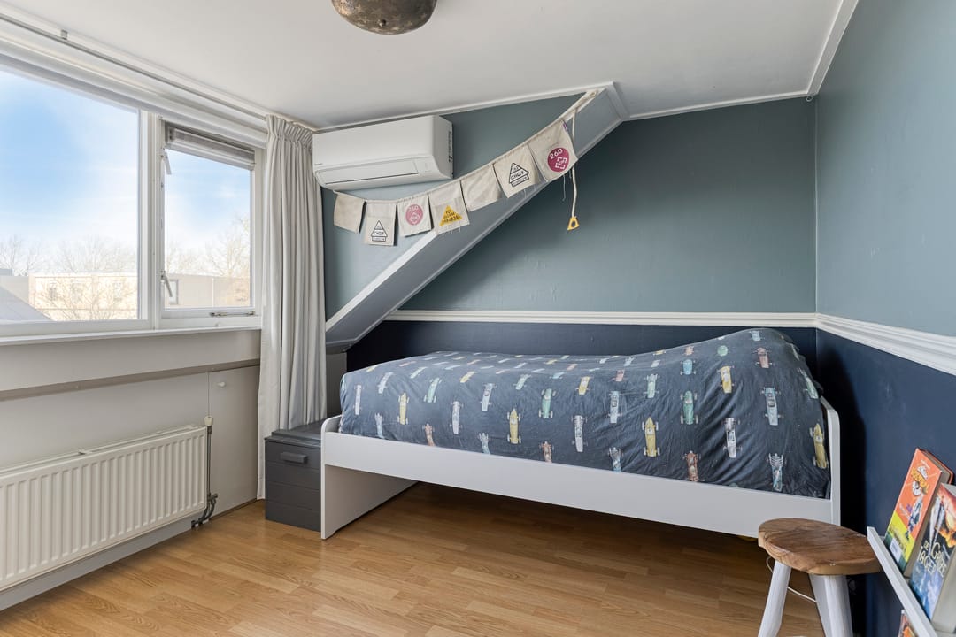 Photo 43 of Adelaarsvaren 47