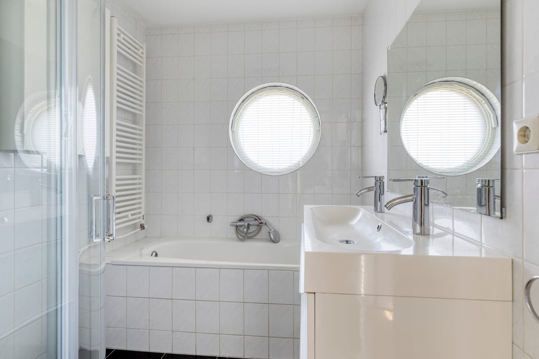 Photo 38 of Adelaarsvaren 47