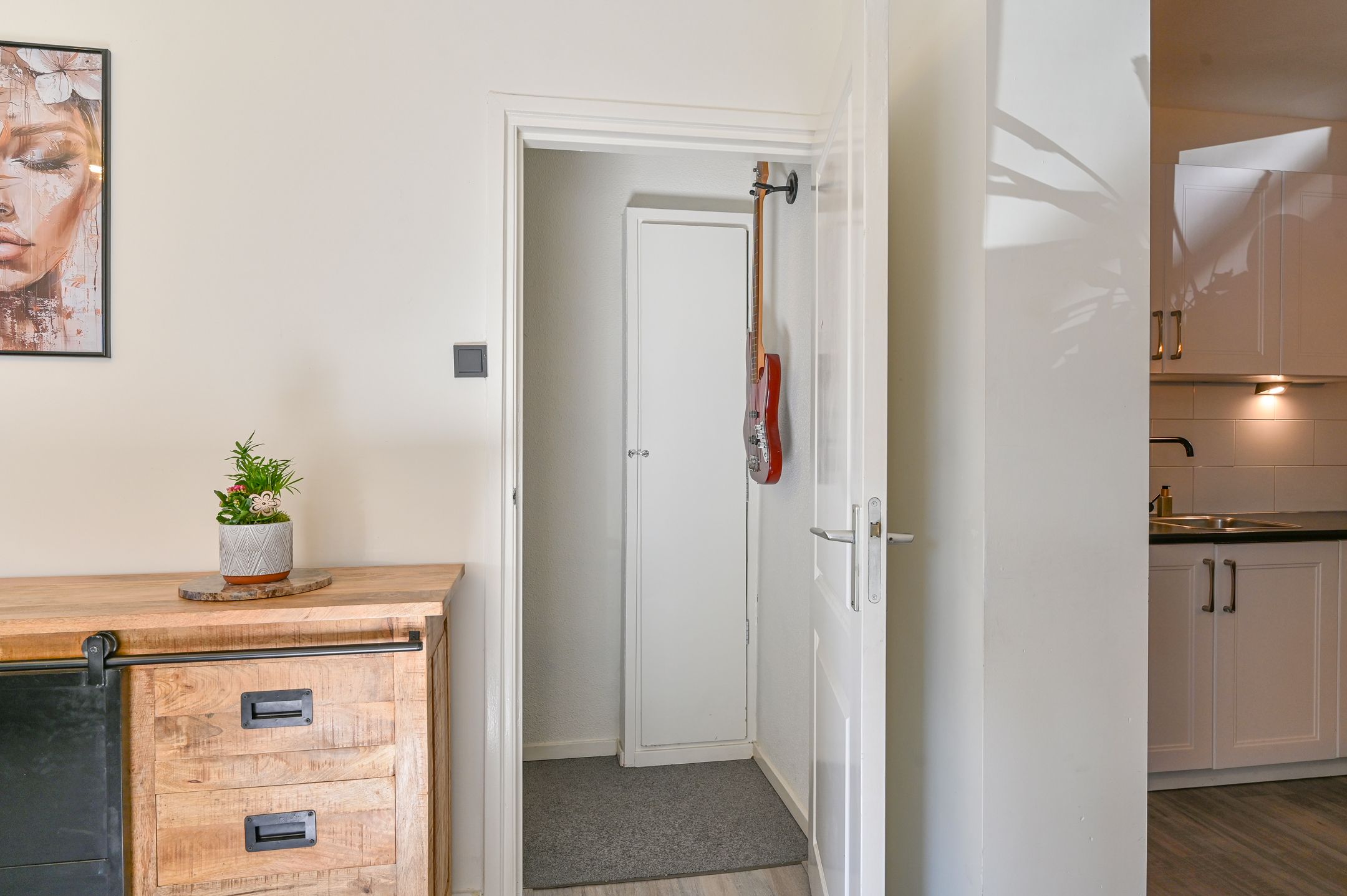 Modern Semi-Detached Home with Extension and Covered Terrace in Child-Friendly Location — 22
