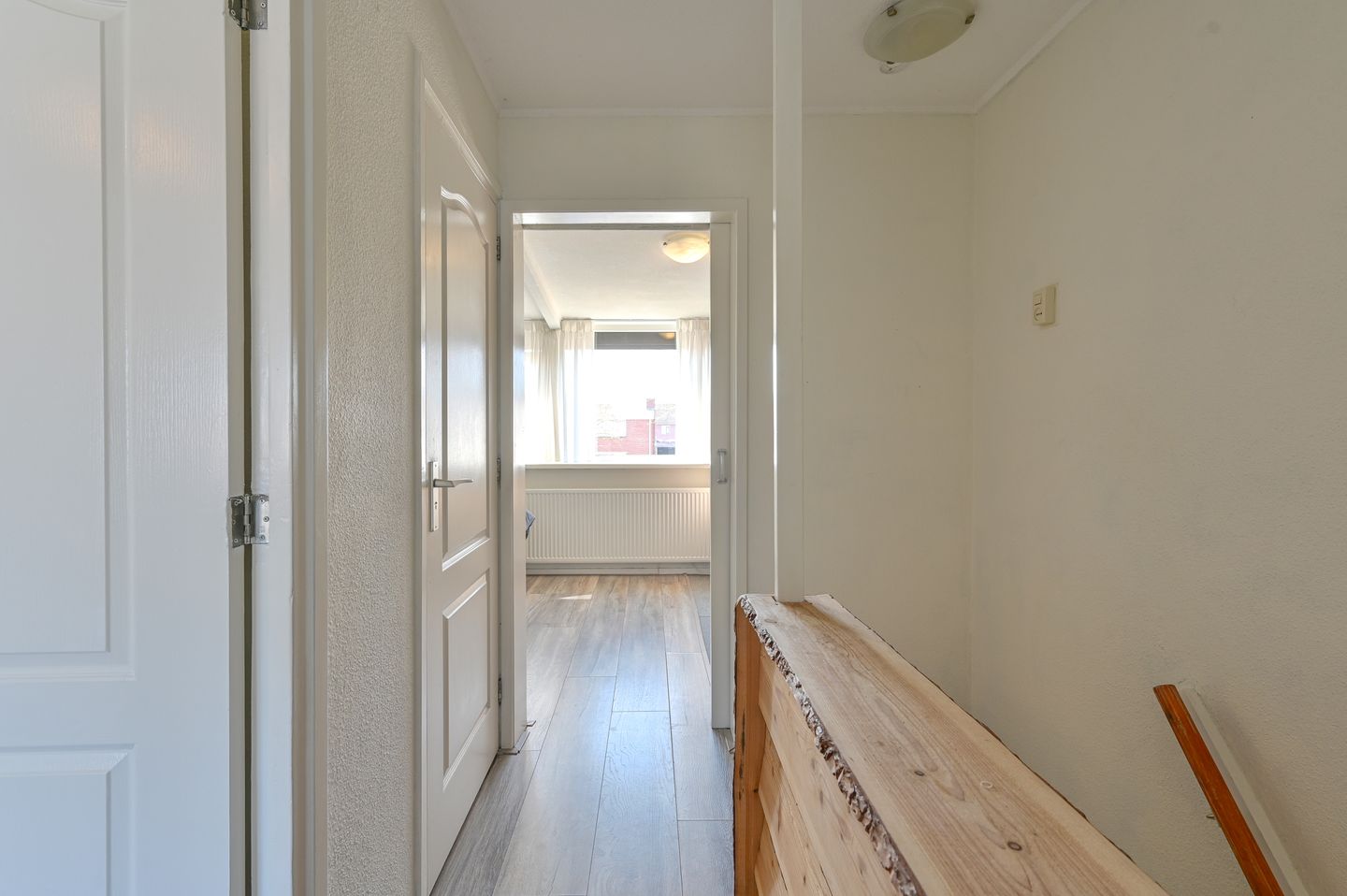 Modern Semi-Detached Home with Extension and Covered Terrace in Child-Friendly Location — 23