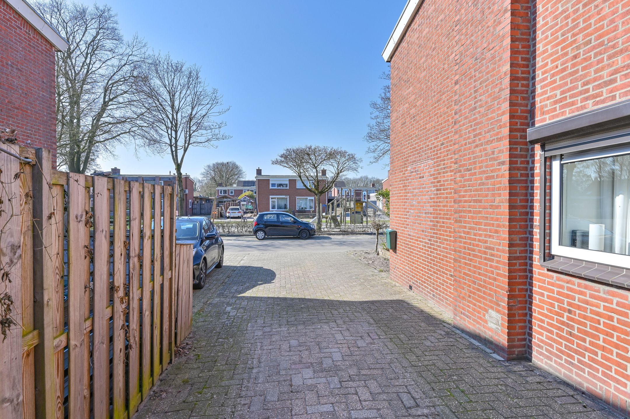 Modern Semi-Detached Home with Extension and Covered Terrace in Child-Friendly Location — 60