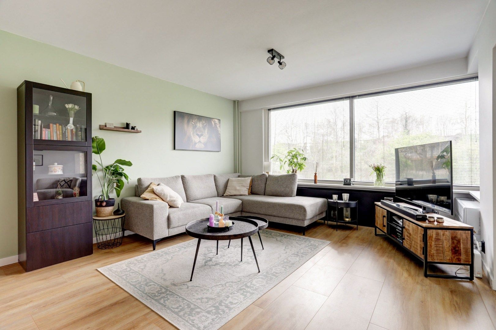 Photo 6 of Edmond Hellenraadstraat 125