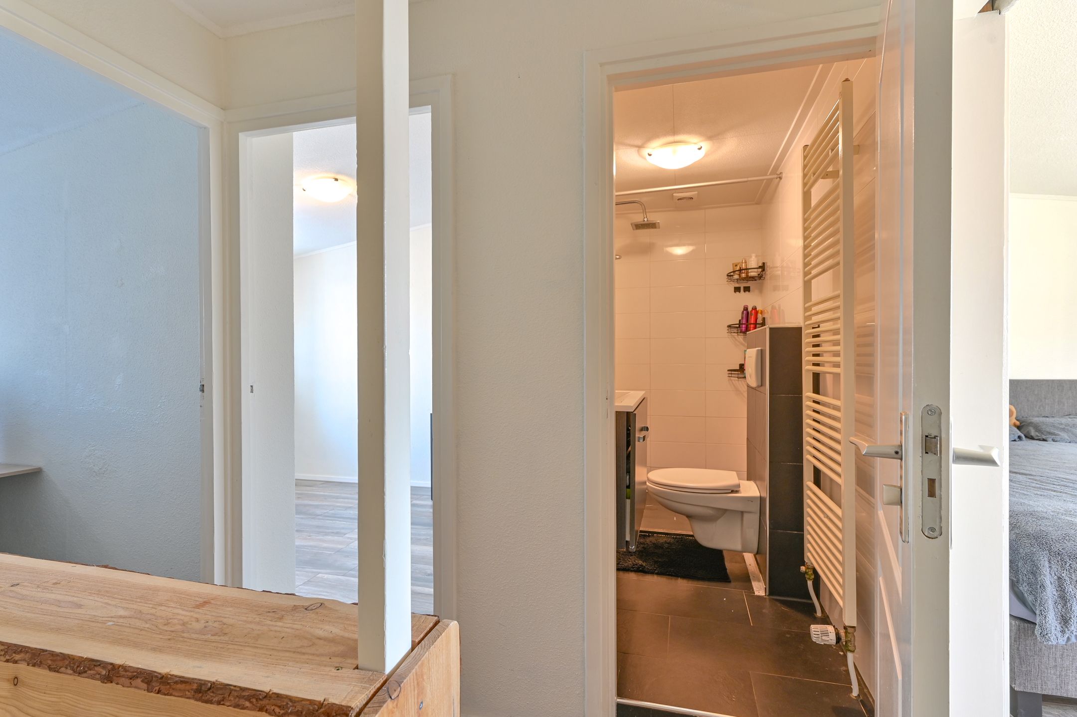 Modern Semi-Detached Home with Extension and Covered Terrace in Child-Friendly Location — 25
