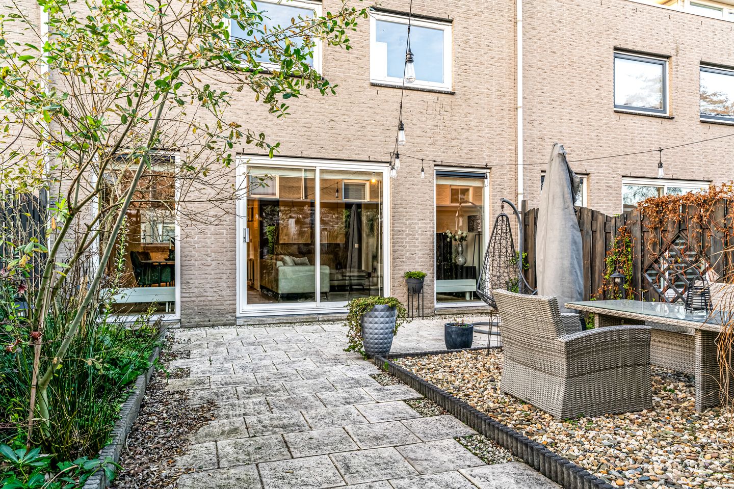 Photo 20 of Willem Walravenhove 12