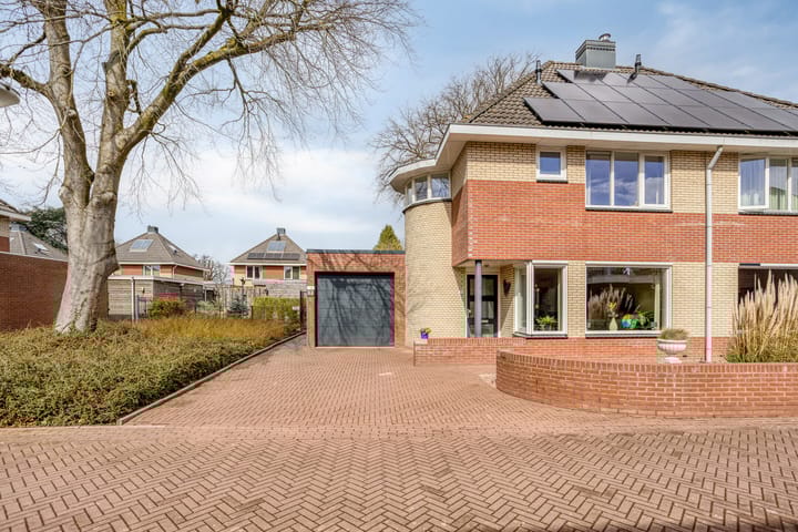 Foto 2 van Canadastraat 7