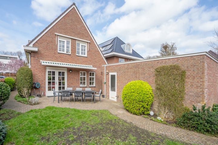 Foto 2 van Serpentine 3