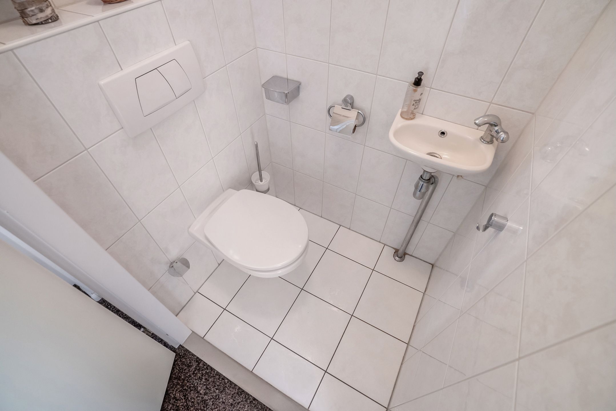 Detached Villa in Desirable Bosweide Villa Park — 9