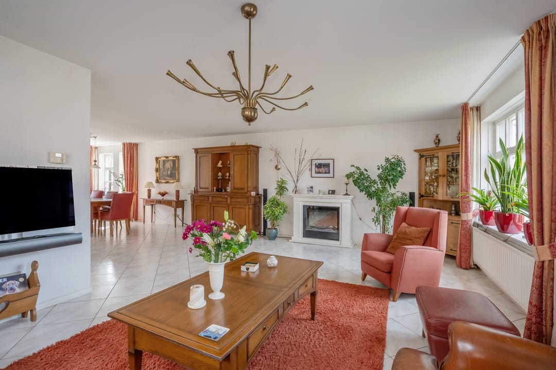 Detached Villa in Desirable Bosweide Villa Park — 13