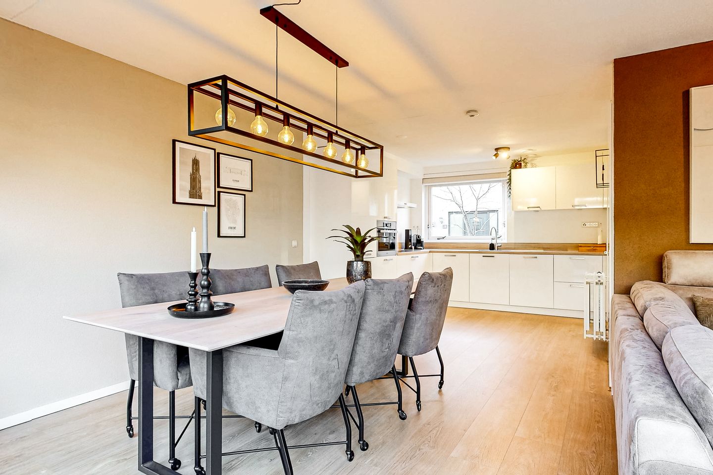 Photo 5 of Willem Walravenhove 12