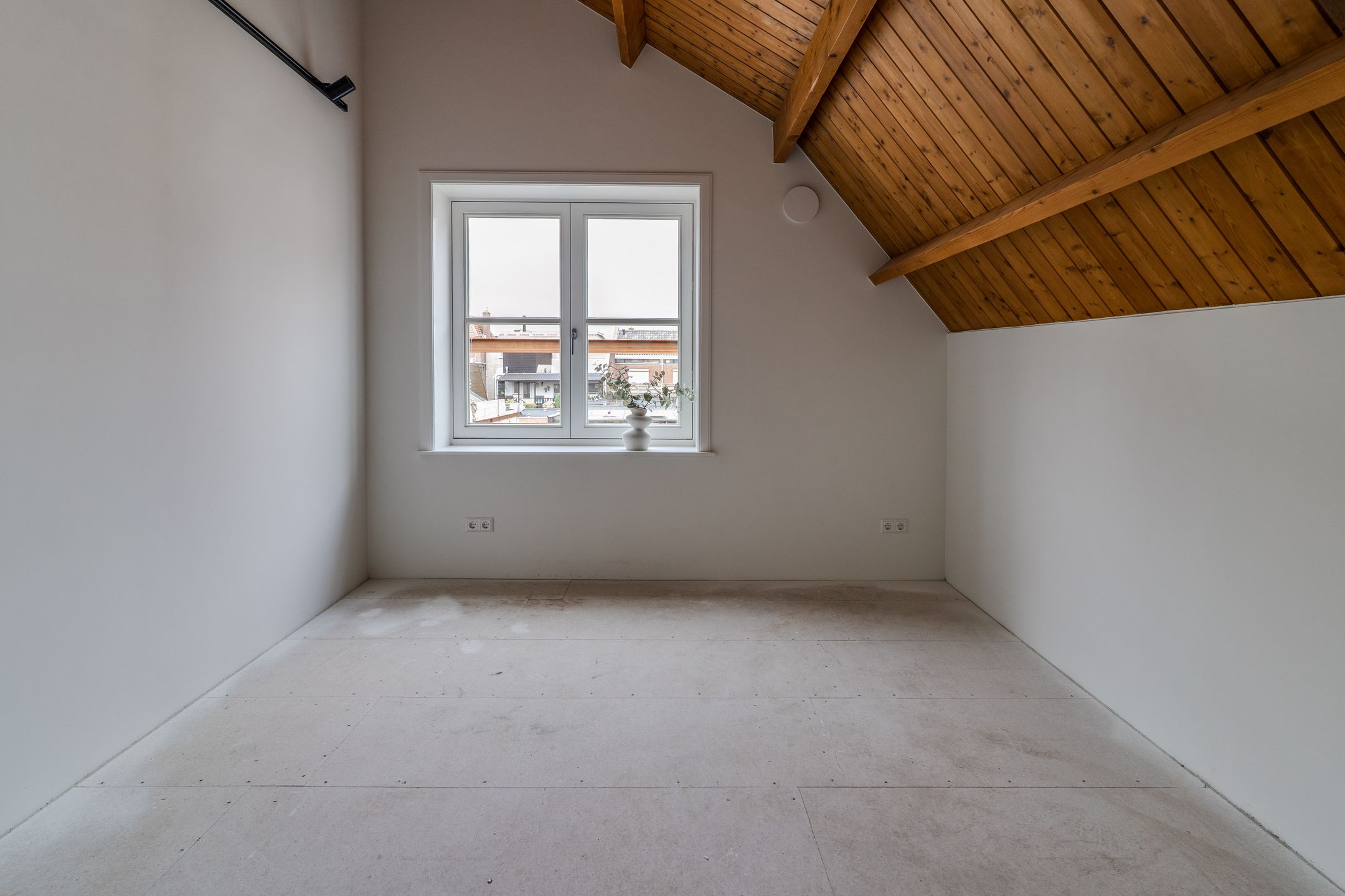 Photo 21 of Hoogstraat 35-A