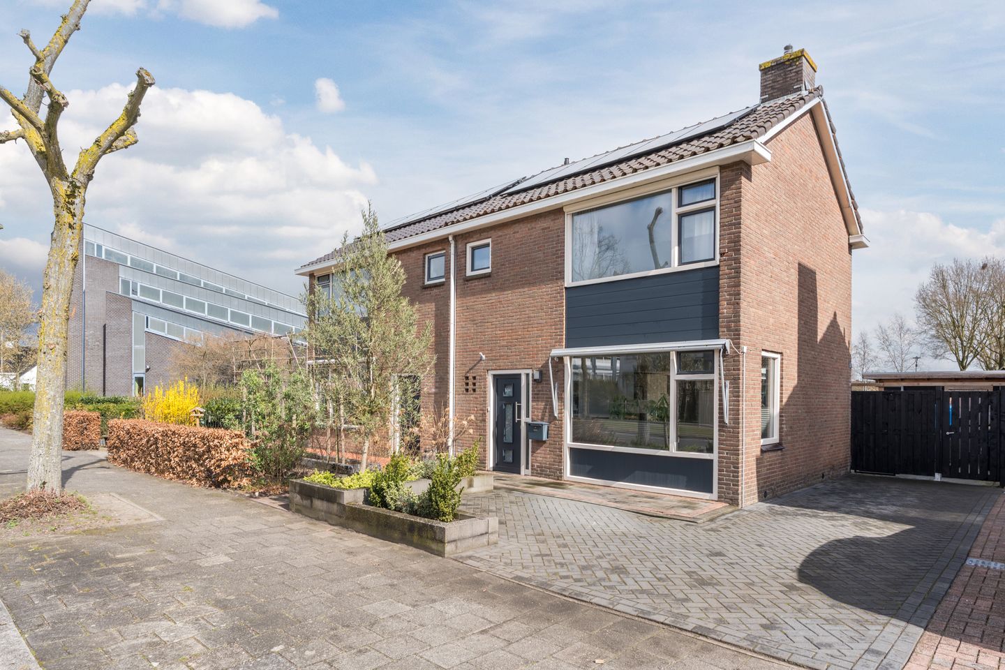 Photo 1 of Alteveerstraat 109