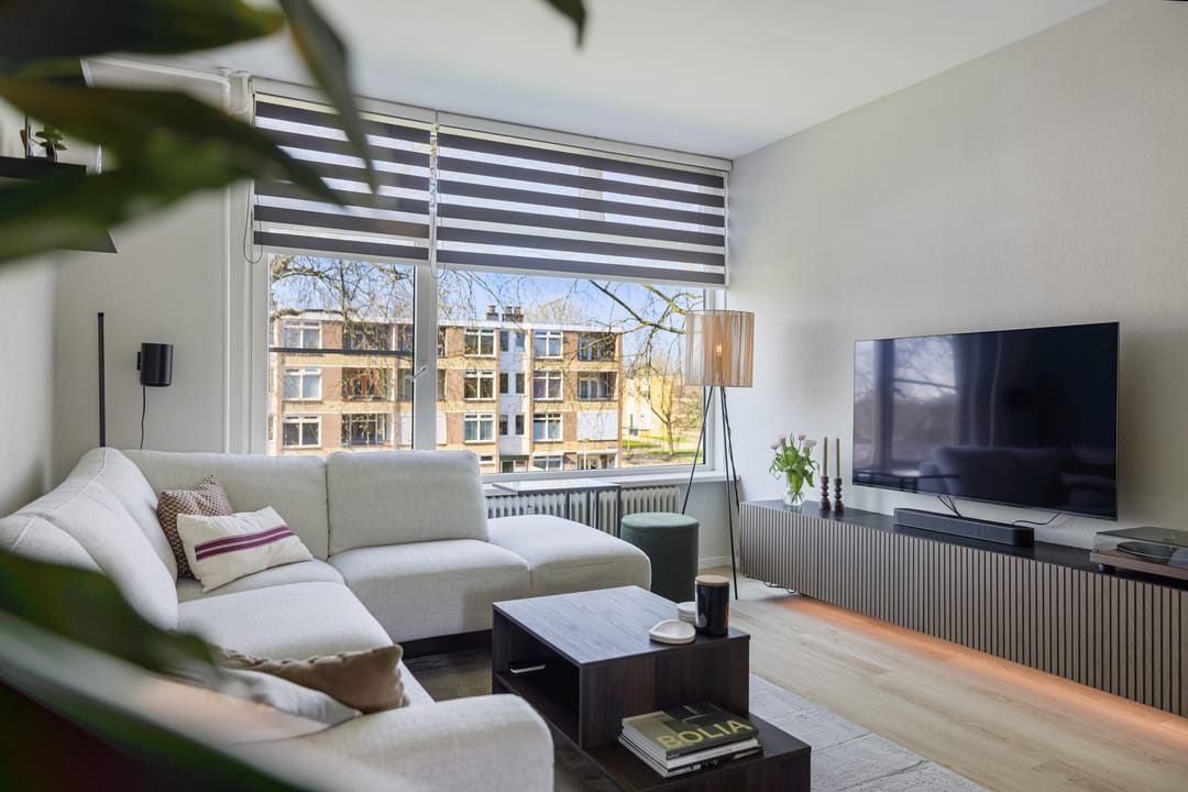 Photo 1 of Witte de Withstraat 24