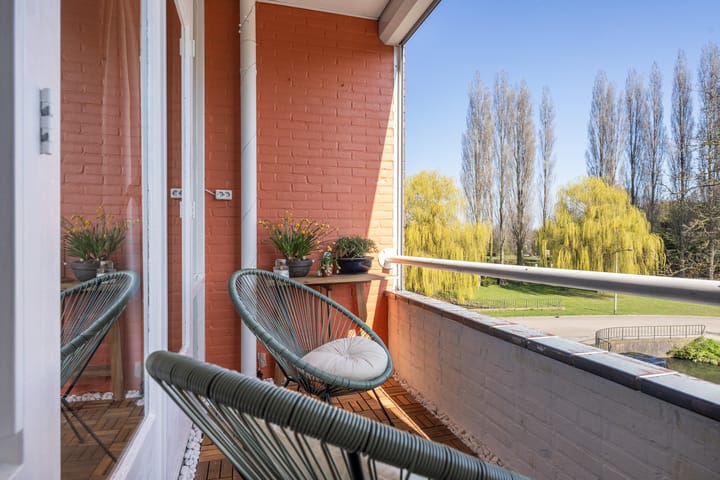 Photo 4 of Witte de Withstraat 24