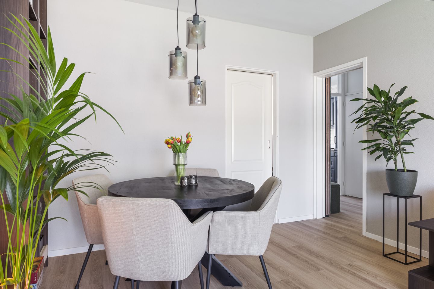 Photo 14 of Witte de Withstraat 24