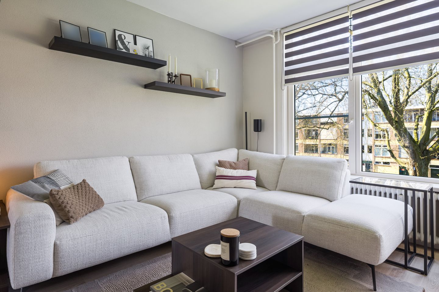 Photo 10 of Witte de Withstraat 24