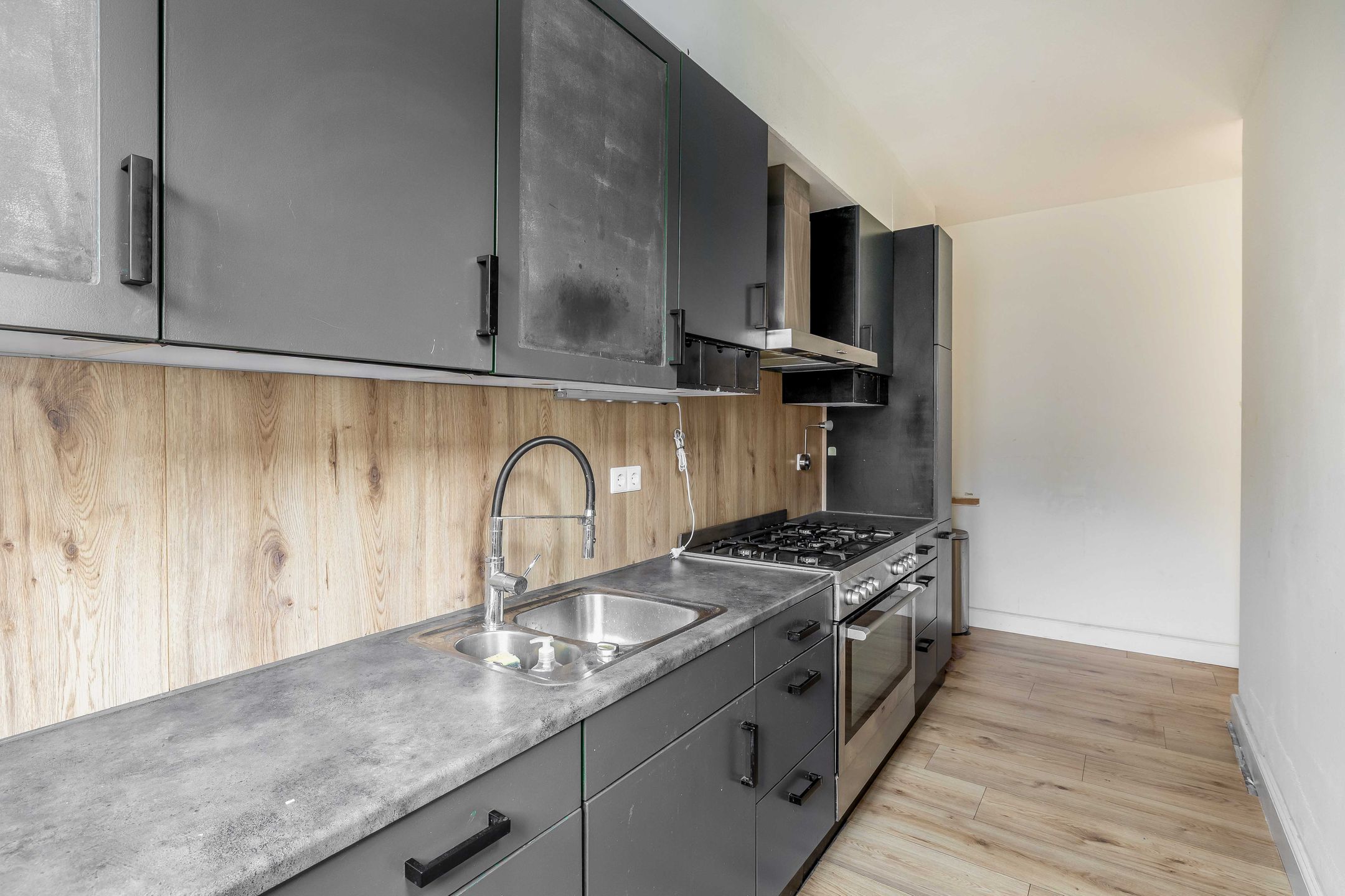 Foto 12 van Edisonstraat 34-B