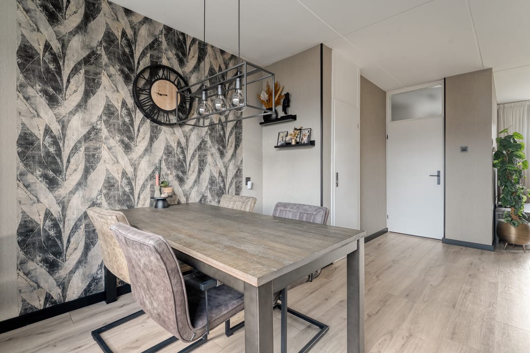 Photo 17 of E E G laan 84