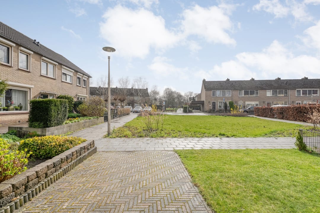 Photo 8 of E E G laan 84