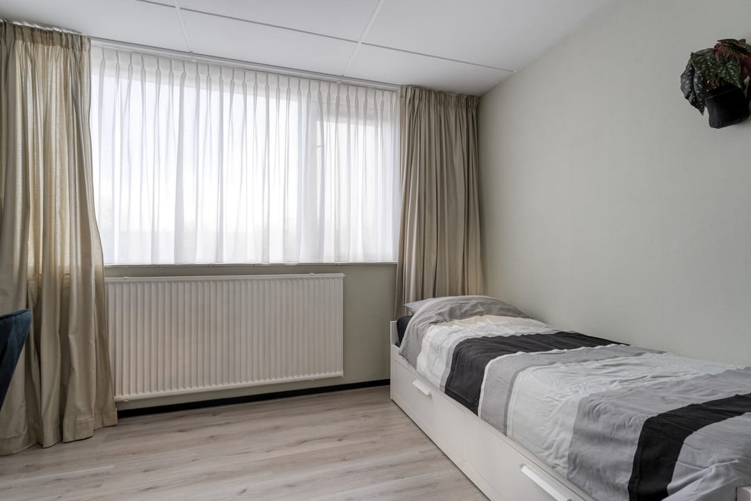 Photo 26 of E E G laan 84