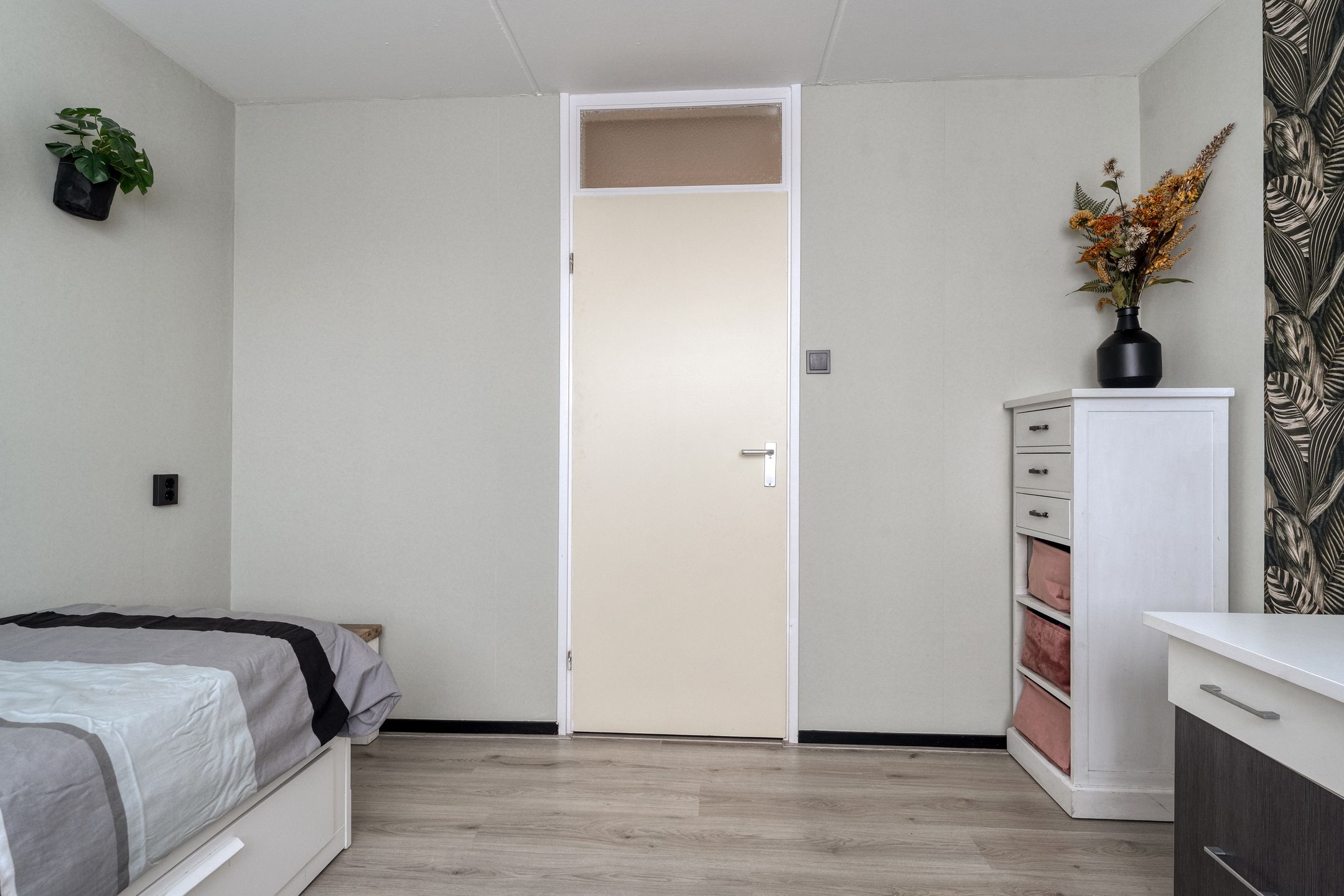 Photo 27 of E E G laan 84