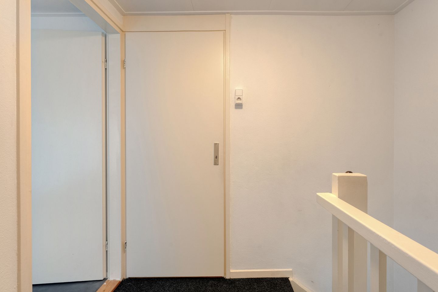 Photo 34 of E E G laan 84