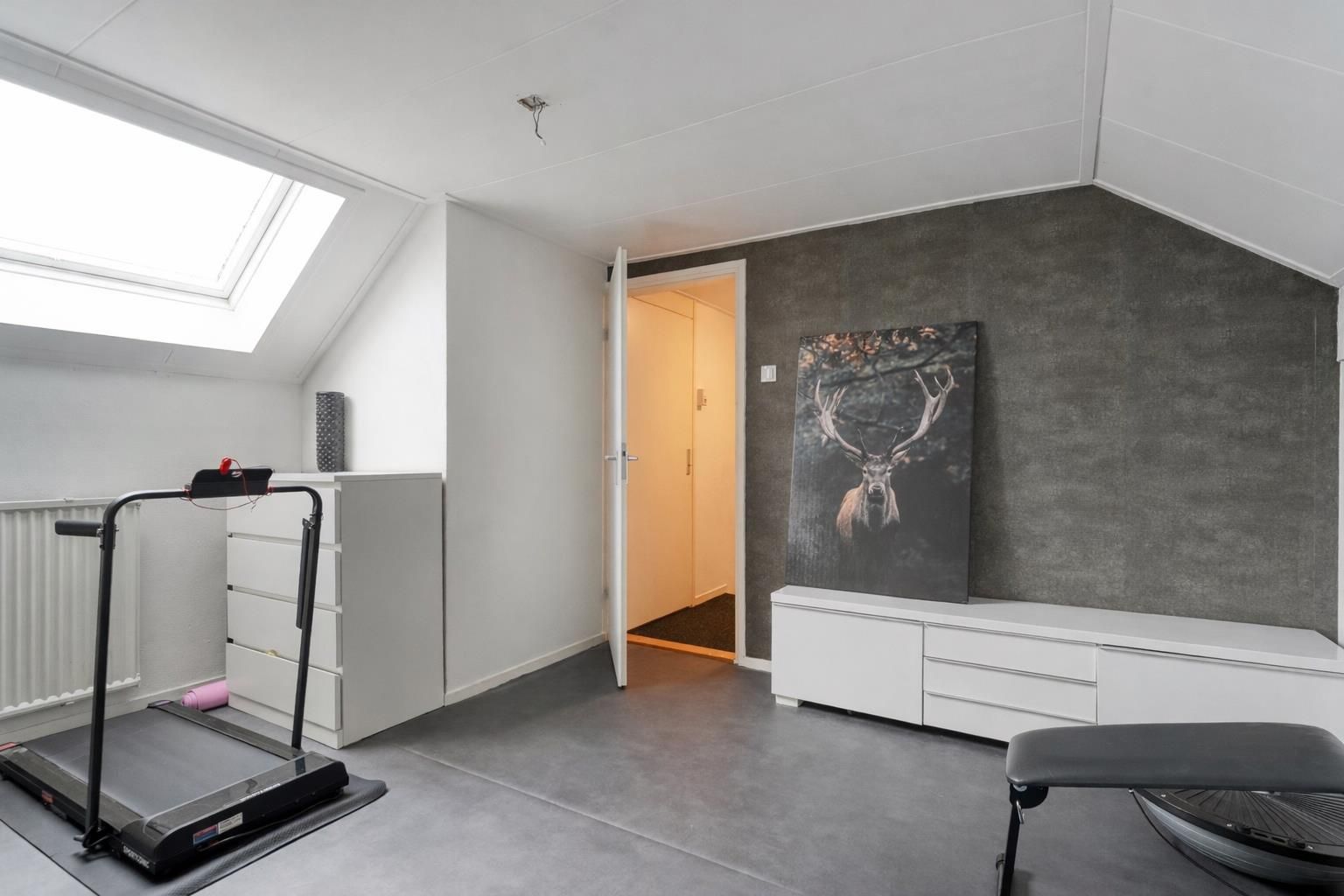 Photo 36 of E E G laan 84