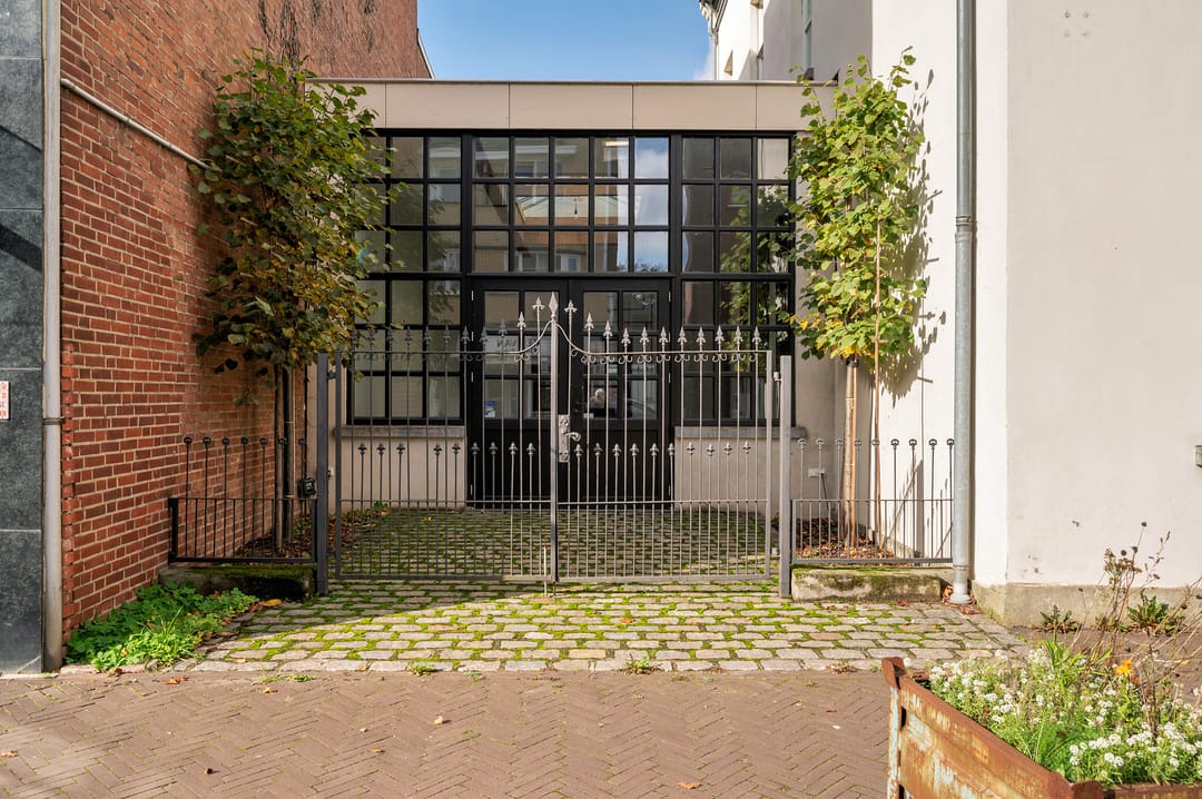 Photo 2 of Grotestraat 84