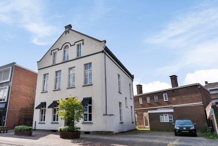 Photo 3 of Grotestraat 84