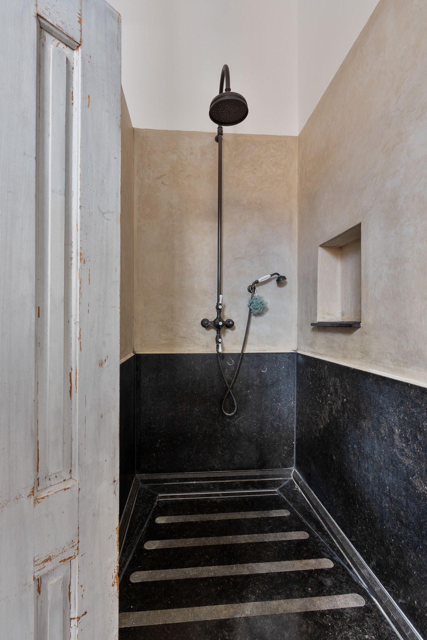 Photo 18 of Grotestraat 84