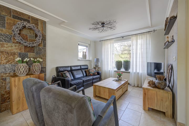 Photo 2 of Singelstraat 33