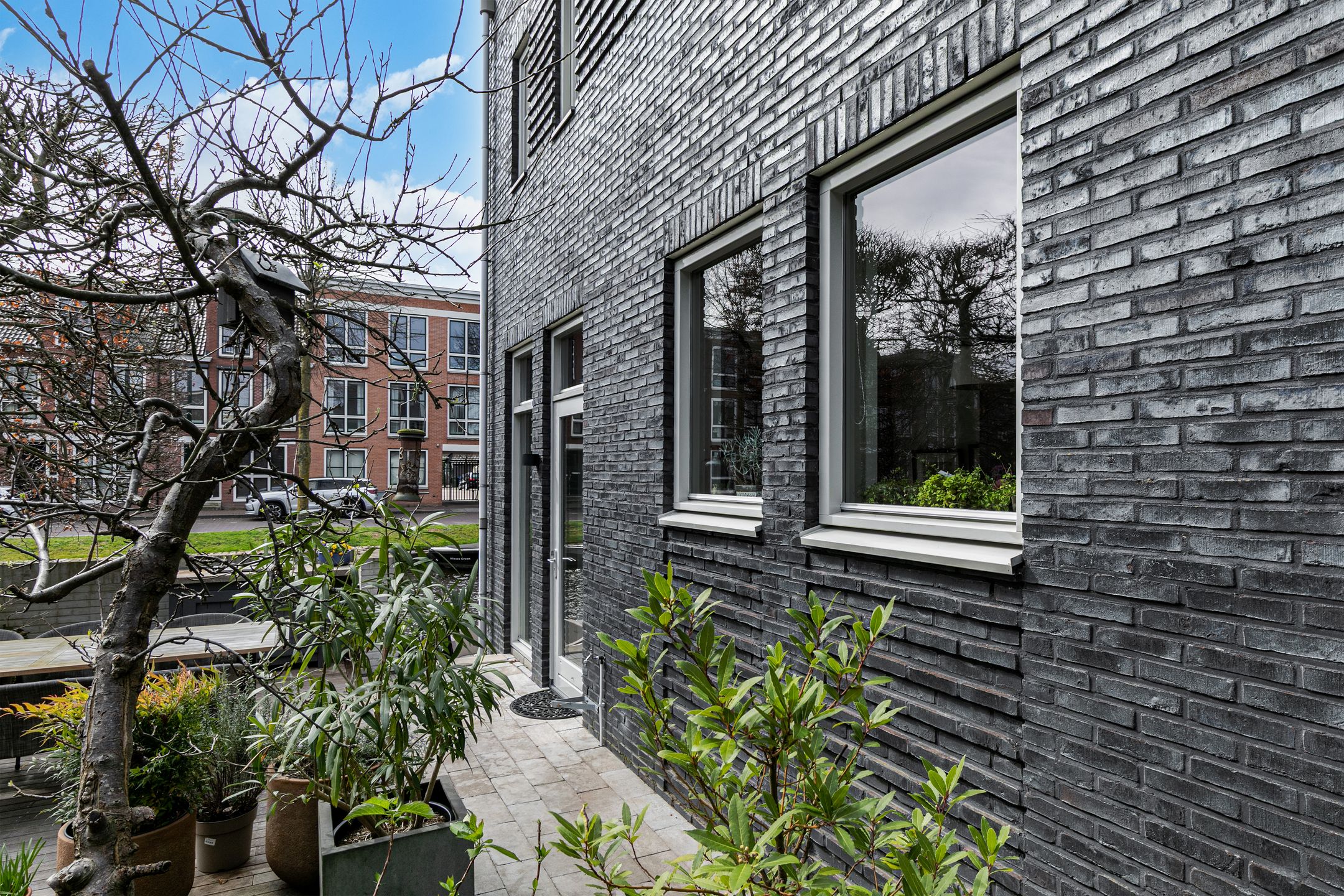 Photo 42 of Schoklandstraat 65