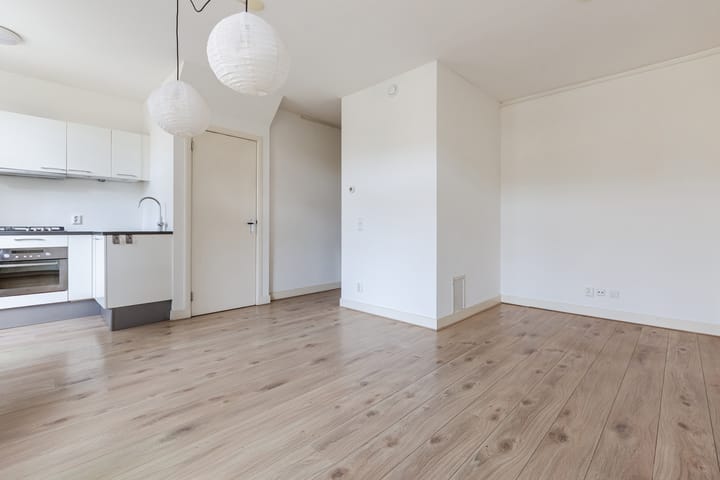 Foto 5 van Orteliusstraat 329-H