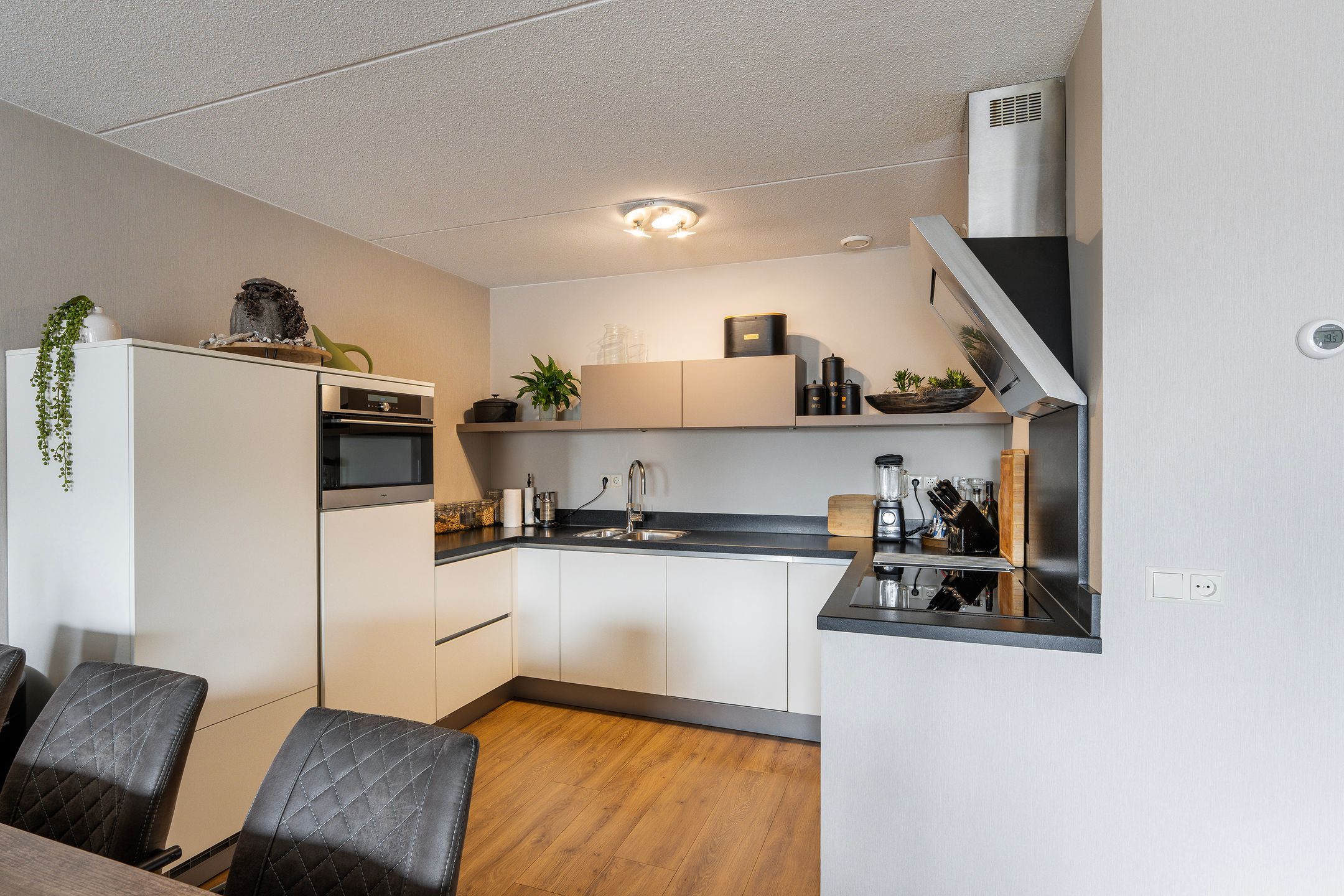 Foto 3 van Marktplein 16