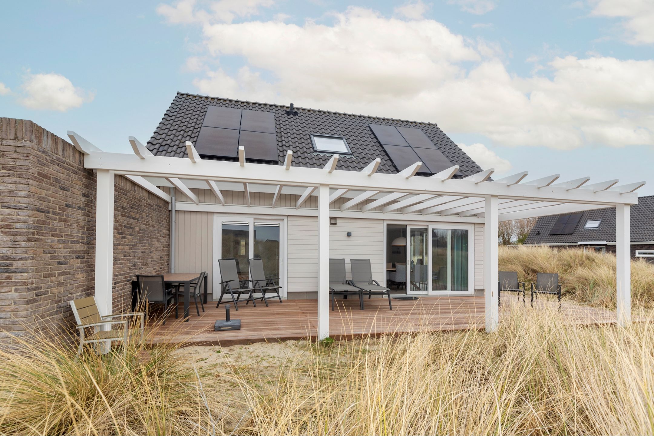 3-bedroom freehold villa in Ouddorp — photo 2 of 5