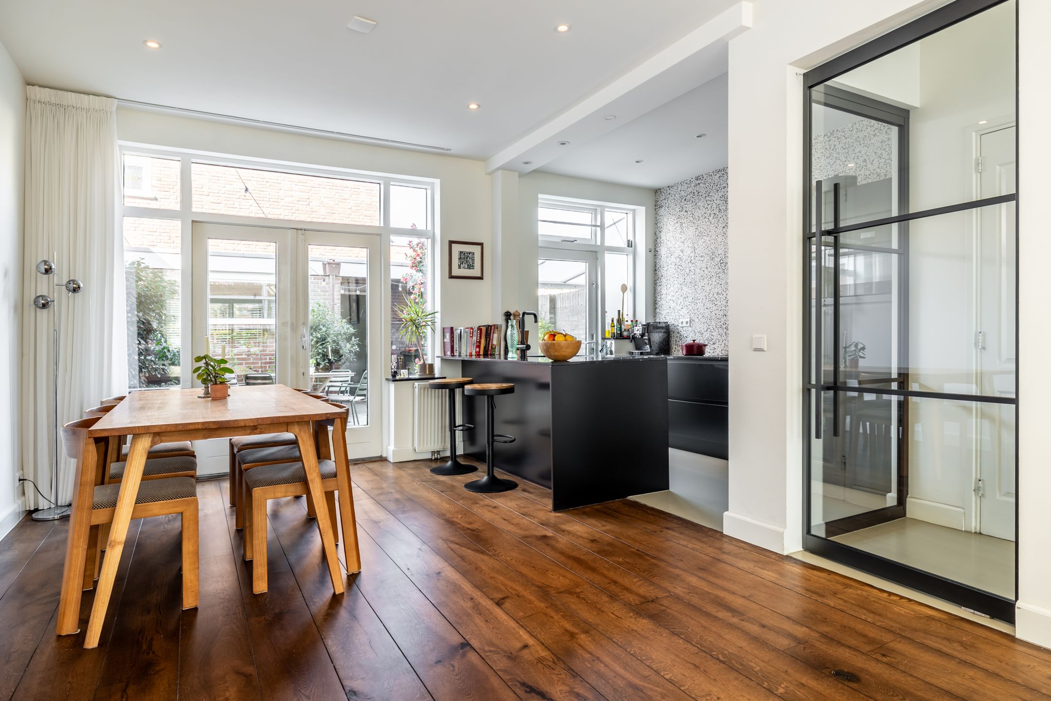 Foto 15 van Generaal van der Plaatstraat 6