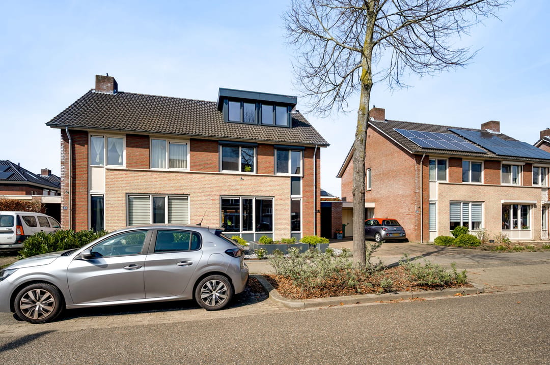 Photo 7 of Veldbloemstraat 36
