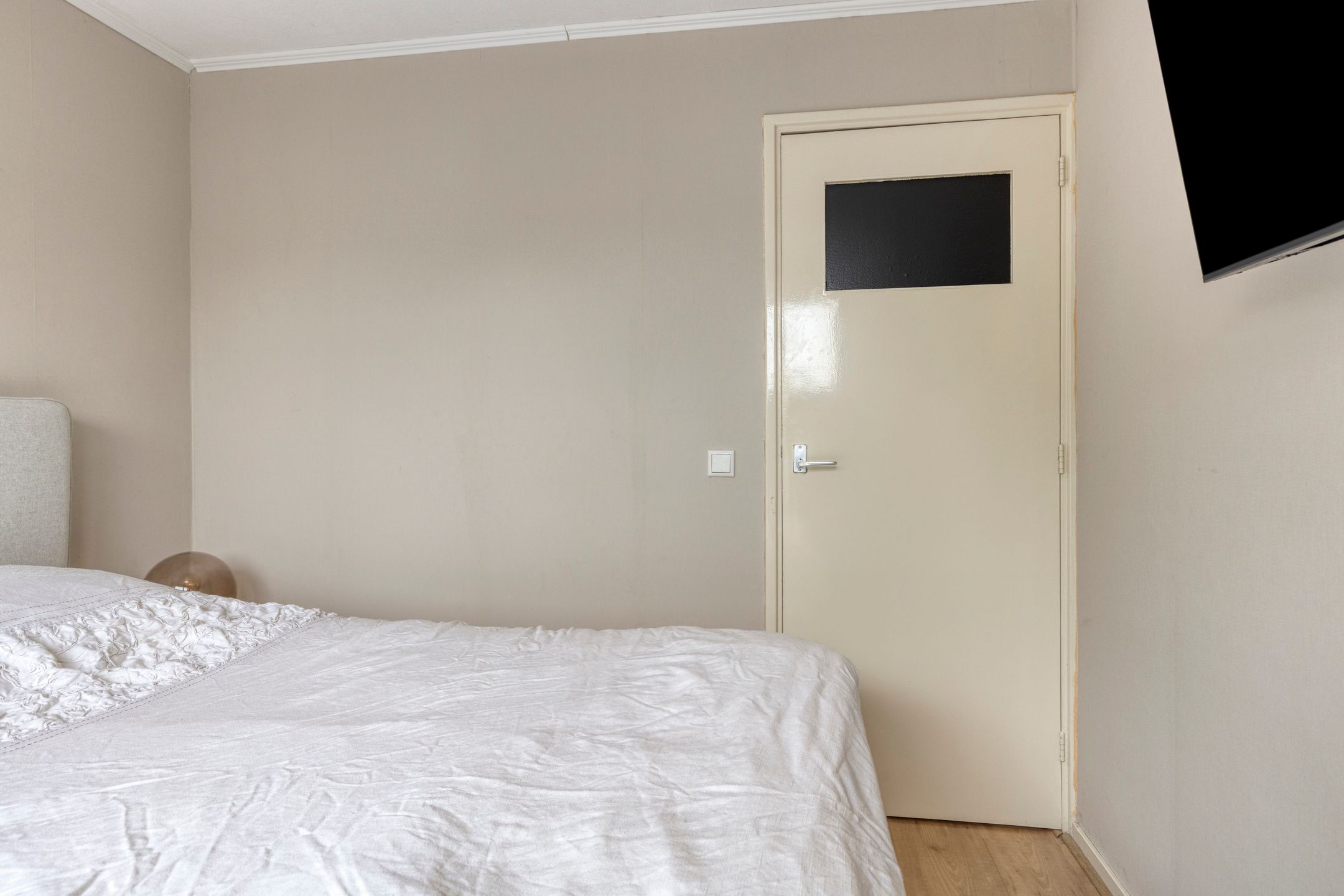 Well-maintained 5-room family home near Park Oosterhout with spacious extension — 18