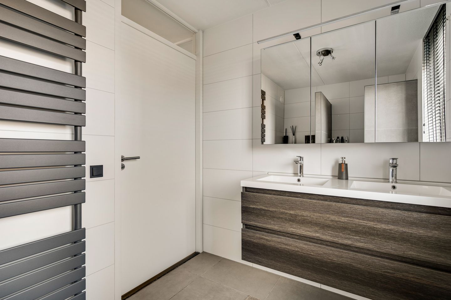 Photo 35 of Veldbloemstraat 36
