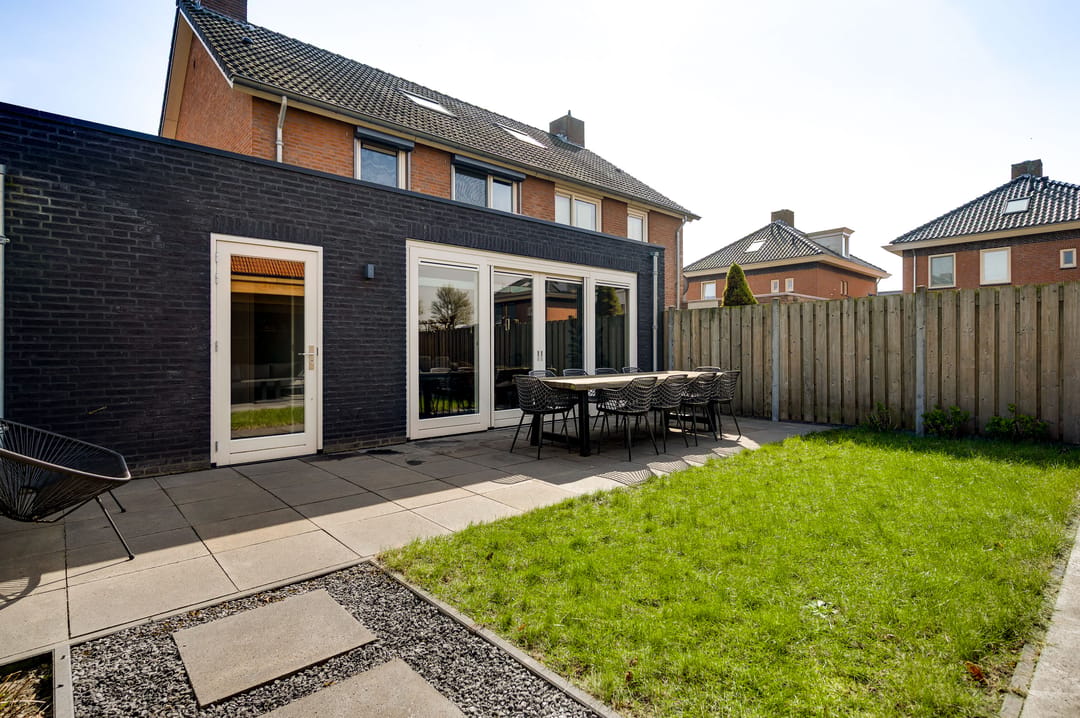Photo 41 of Veldbloemstraat 36