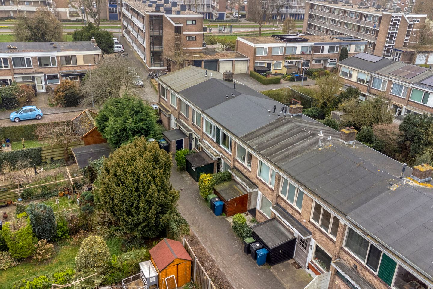 Well-maintained 5-room family home near Park Oosterhout with spacious extension — 34