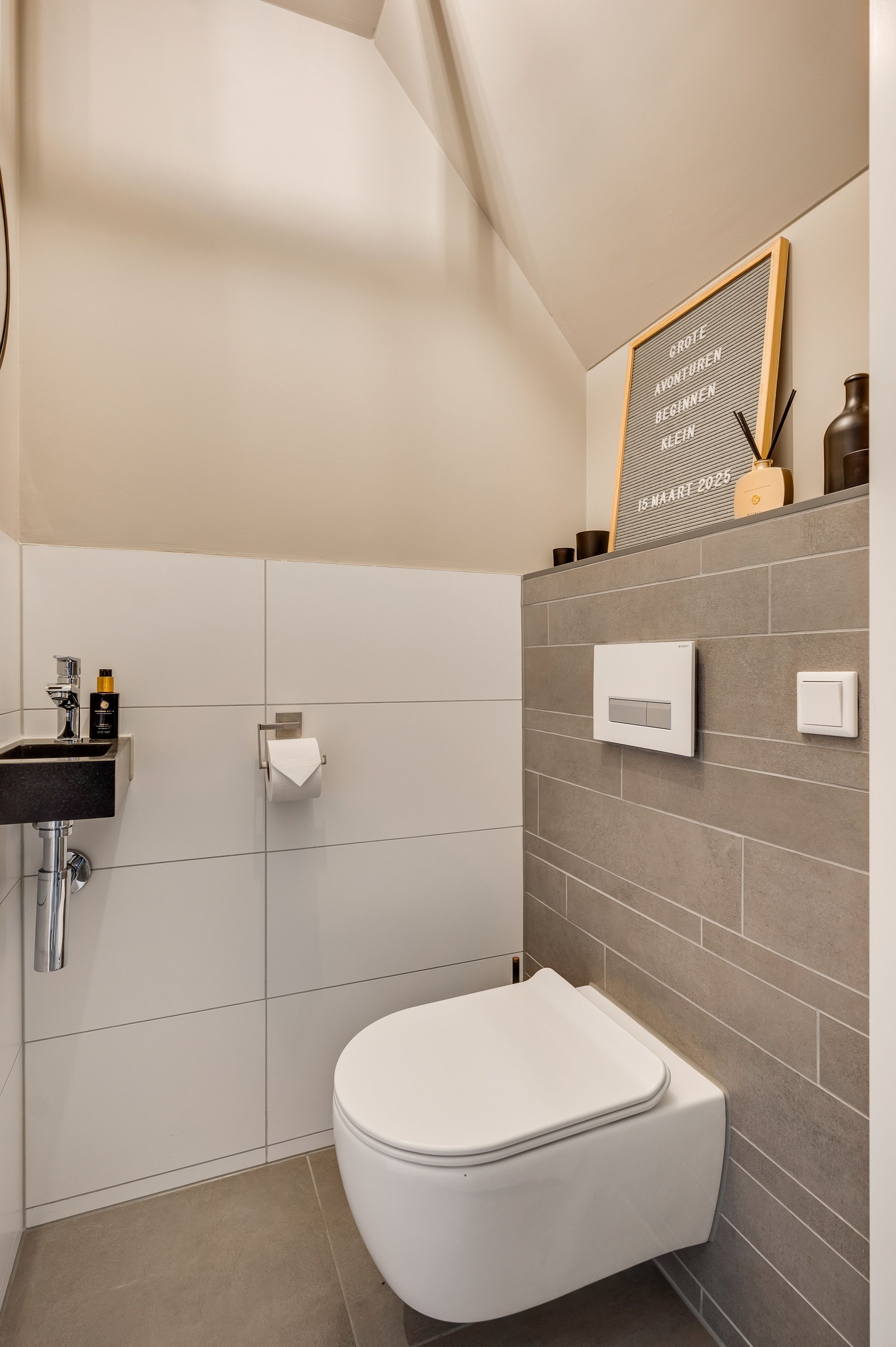 Photo 12 of Veldbloemstraat 36